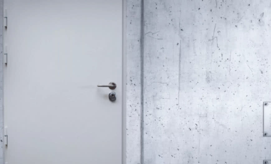 Drzwi antywłamaniowe specjalnego przeznaczenia – do banków i cel więziennych