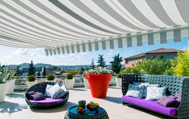 Ochroń taras przed słońcem - markizy w ofercie Fart Produkt