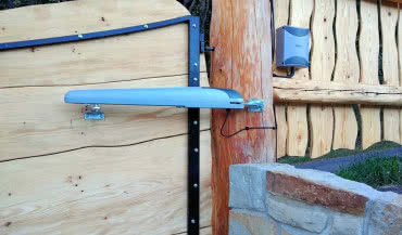 Najczęstsze błędy podczas wyboru i montażu automatyki do bramy skrzydłowej