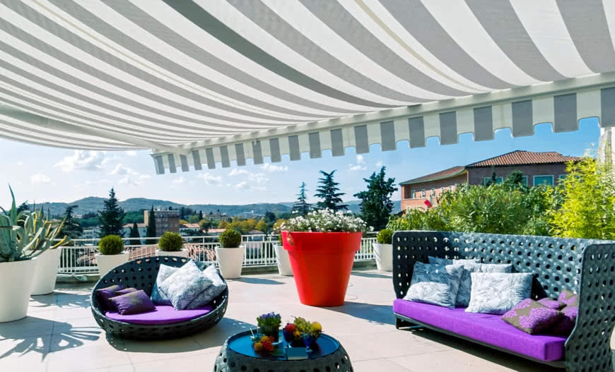 Ochroń taras przed słońcem - markizy w ofercie Fart Produkt