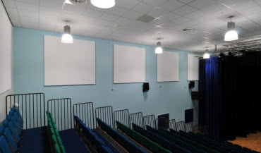 Jak zapewnić odpowiednią akustykę w placówkach edukacyjnych?