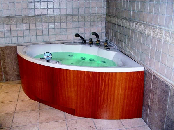 Wanna z hydromasażem