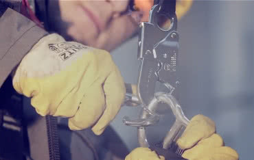 Bezpieczna ewakuacja z wysokości dzięki urządzeniu MK II