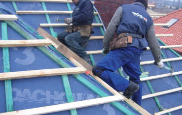 Podkłady pod pokrycia dachowe - łaty i folia