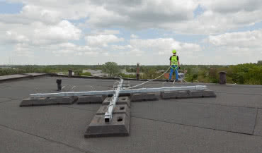 Masa kotwicząca IM 101 do dachu płaskiego