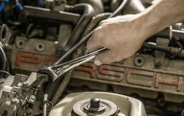 Klucz grzechotka - niezbędne narzędzie w każdym domu i warsztacie