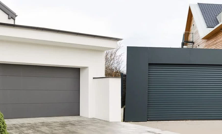 Brama garażowa – rolowana czy segmentowa?