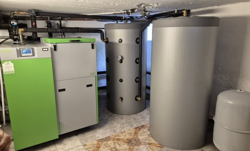 Zbiornik buforowy w instalacji grzewczej – co daje, ile kosztuje i kiedy go montować?