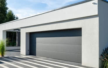 Brama garażowa przyszłości: 5 funkcji, które Cię zaskoczą