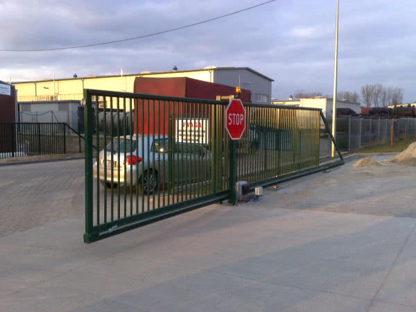 Samonośne bramy przesuwne Egidia SC