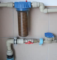 Filtr mechaniczny montuje się często na początku stacji uzdatniania wody