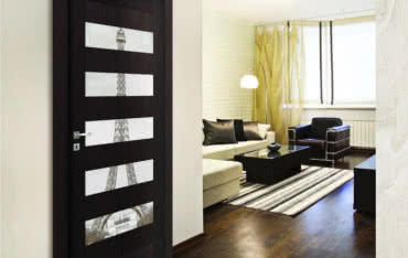 Jak dobrać drzwi i podłogę do wnętrza?