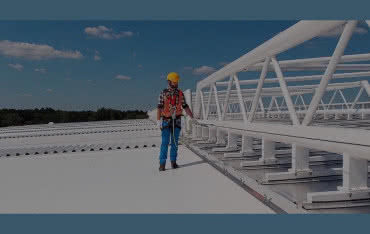 Skuteczne systemy powstrzymywania spadania