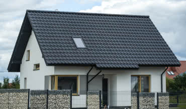 Dach dwuspadowy – najważniejsze zalety