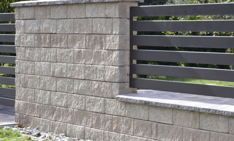 Ogrodzenia betonowe – trwałość i doskonały wygląd na lata