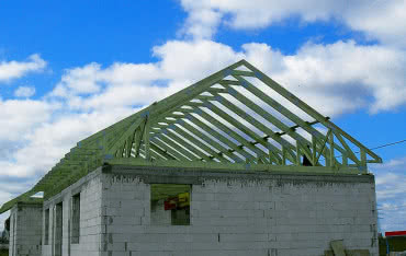 Czy możliwa jest zmiana konstrukcji więźby dachowej?