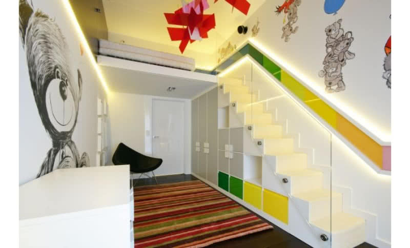 Jak ciekawie zaaranżować schody w domu?