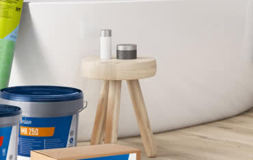 Jak poprawnie zamontować panele winylowe w łazience i kuchni? Przewodnik po technologii LVT