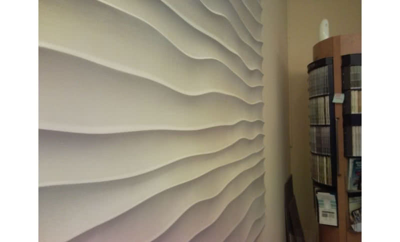 Jak stylowo rozwiązać problem krzywych ścian?