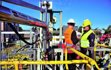 Urządzenia napełniająco-opróżniające do przeładunku firmy Tubes International