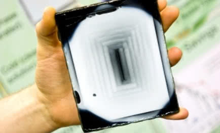 Innowacyjne dachówki zmieniające kolor