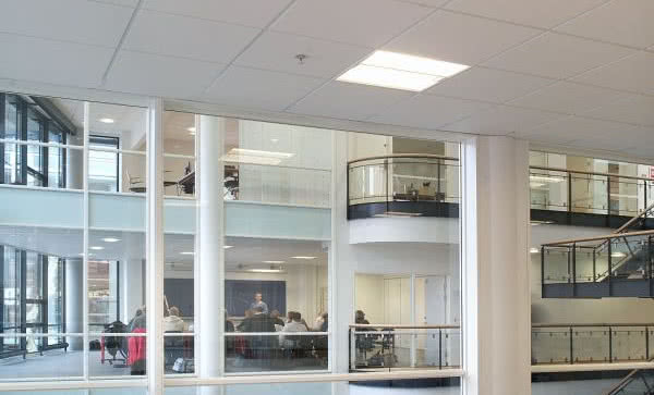 Certyfikacja LEED: jakie wymogi powinny spełniać produkty budowlane?