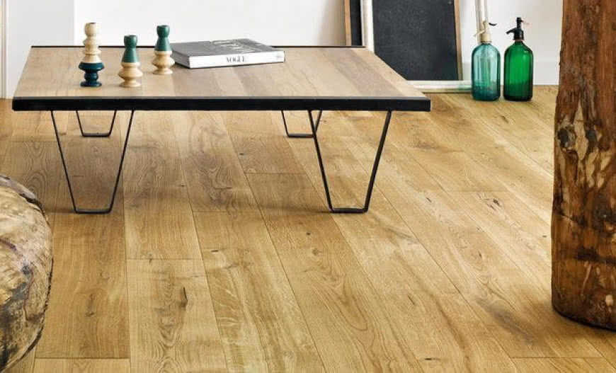 Jaki rodzaj deski warstwowej do salonu z "podłogówką"?