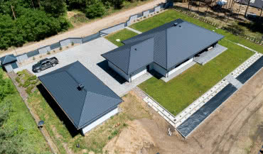 Szerokość całkowita i użytkowa blach dachowych - jakie różnice?