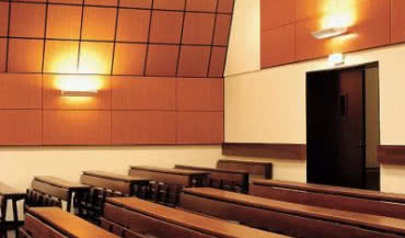 Czy drewniane wnętrze może mieć dobrą akustykę?