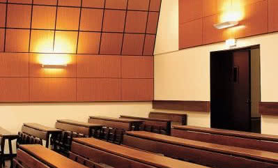 Czy drewniane wnętrze może mieć dobrą akustykę?