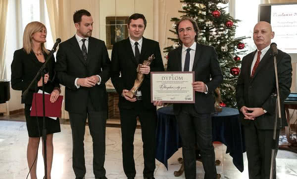 Centaur polskiego eksportu do Włoch dla OKNOPLAST