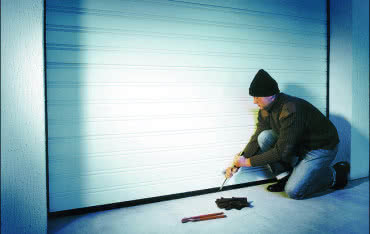 Antywłamaniowe bramy garażowe Normstahl