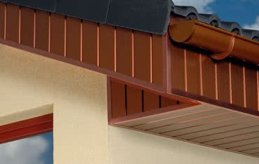 Z jakiego materiału można wykonać podbitkę dachową?