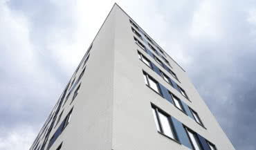 Fasady wentylowane w budynkach wysokich i wysokościowych