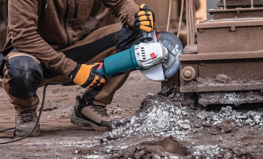 Elektronarzędzia dla budowlańca – jak dobrać sprzęt do swoich potrzeb?