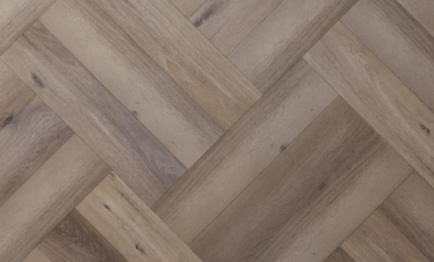 Drewno czy panele winylowe? Które wybrać?