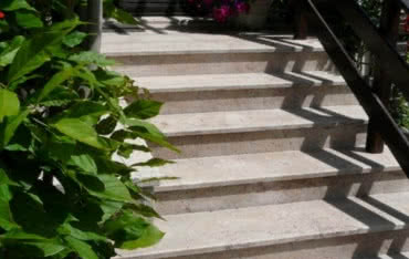 Elegancki taras - płytki granitowe Ivory Brown