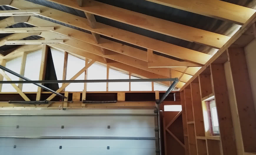 Więźba dachowa z drewna konstrukcyjnego. Dostępne rodzaje