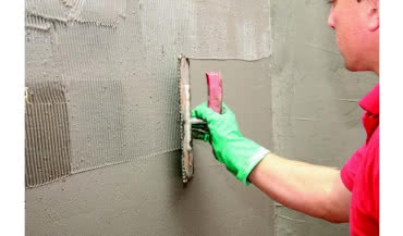 Renowacja łazienki. Prace przed montażem okładziny