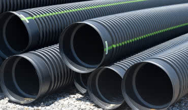 Drenaż rozsączający – rozwiązanie problemu nadmiaru wody opadowej