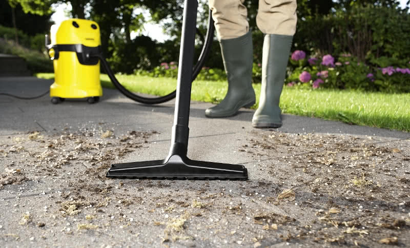 Jak konserwować ścieżki i podjazdy z kostki betonowej?