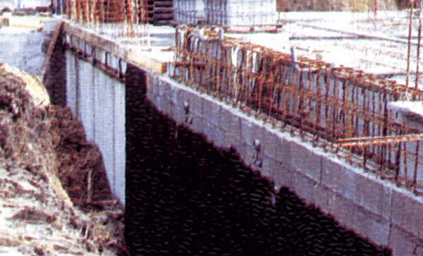 Sposoby hydroizolacji ścian fundamentowych