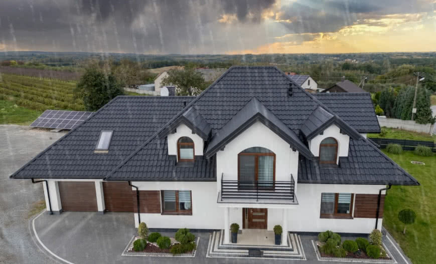 Przeciekający dach? Sprawdź, jak zadbać o szczelność na długie lata