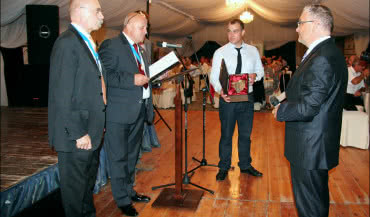 Selena SA została nagrodzona Złotym Młotkiem Dekarskim