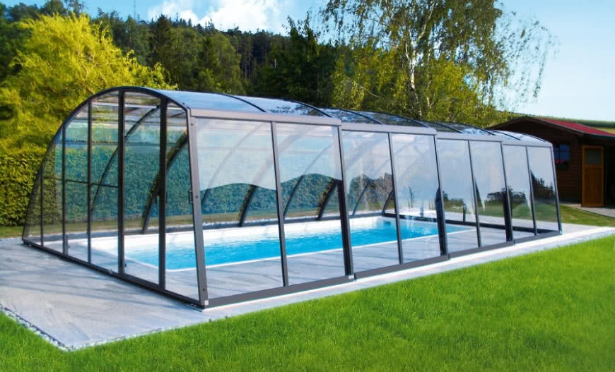 Jak dbać o zadaszenie basenowe? 