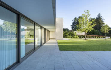 Przeszklenia Schüco w nowoczesnym budownictwie 