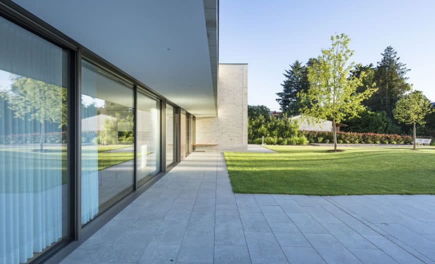 Przeszklenia Schüco w nowoczesnym budownictwie 