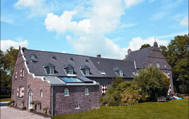 Roto Azuro na zamku Hertefeld