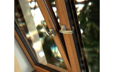 Jakie okna do mieszkania w bloku?