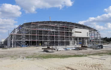 Wiecha na dachu Portu Lotniczego Modlin